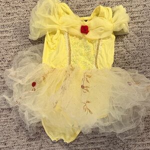 Charming Yellow Fairy Costume with Red Rose Accents